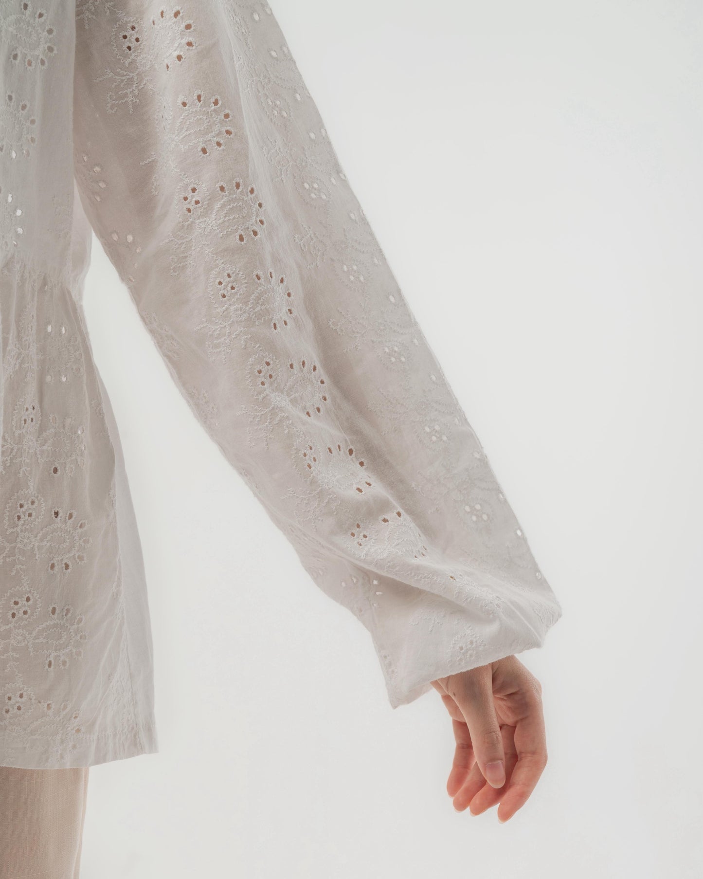 The Pretty Blouse