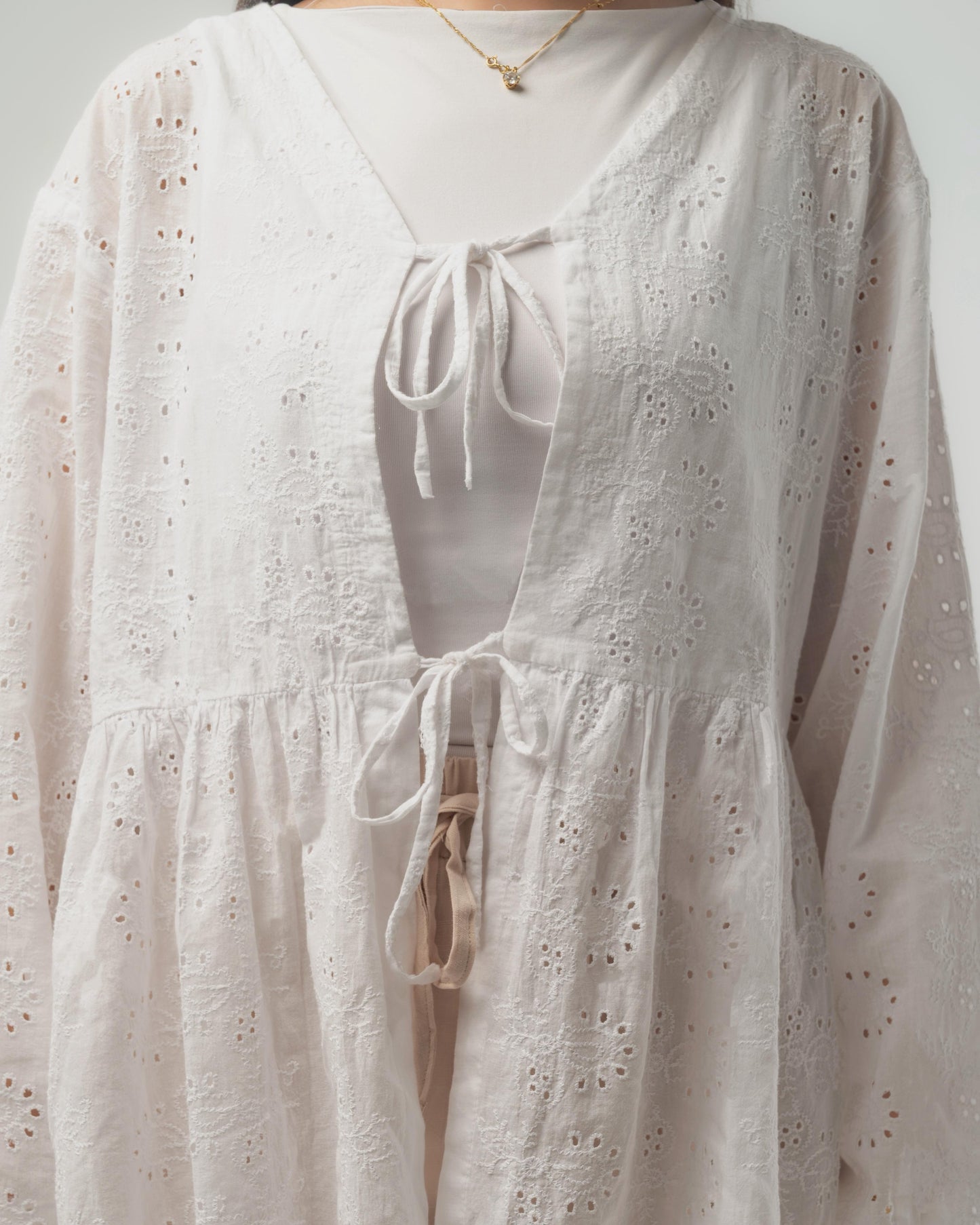 The Pretty Blouse